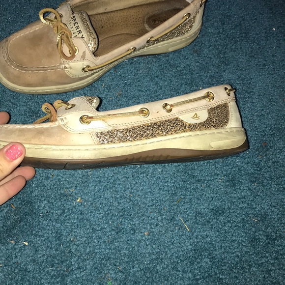 Tan Sperry’s - Picture 2 of 4